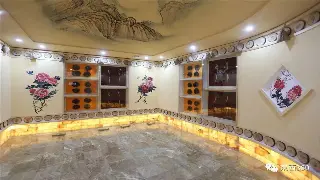 贵阳养生新风尚：桑拿按摩搭配，焕活身心之旅